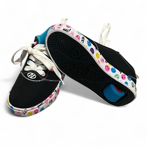 Heelys Black Shoes with Colorful Smiley Accents - Picture 8 of 8